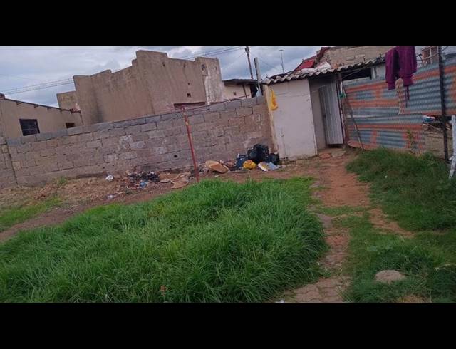 2 BEDROOM HOUSE FOR SALE IN ROCKLANDS